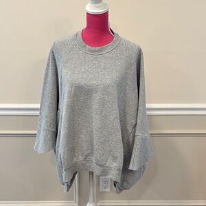 77 Circa Gray Women's Sweatshirt New Without Tags Tags